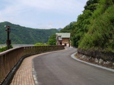 上野ダムの写真5